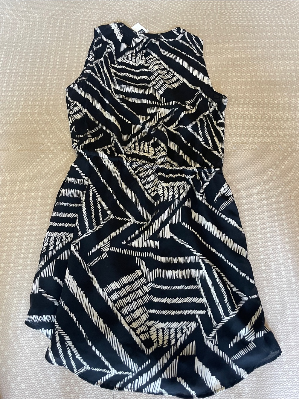 GAP Black and White Patterned Sleeveless Dress Fully Lined Size Medium Tall NWT - Picture 8 of 8